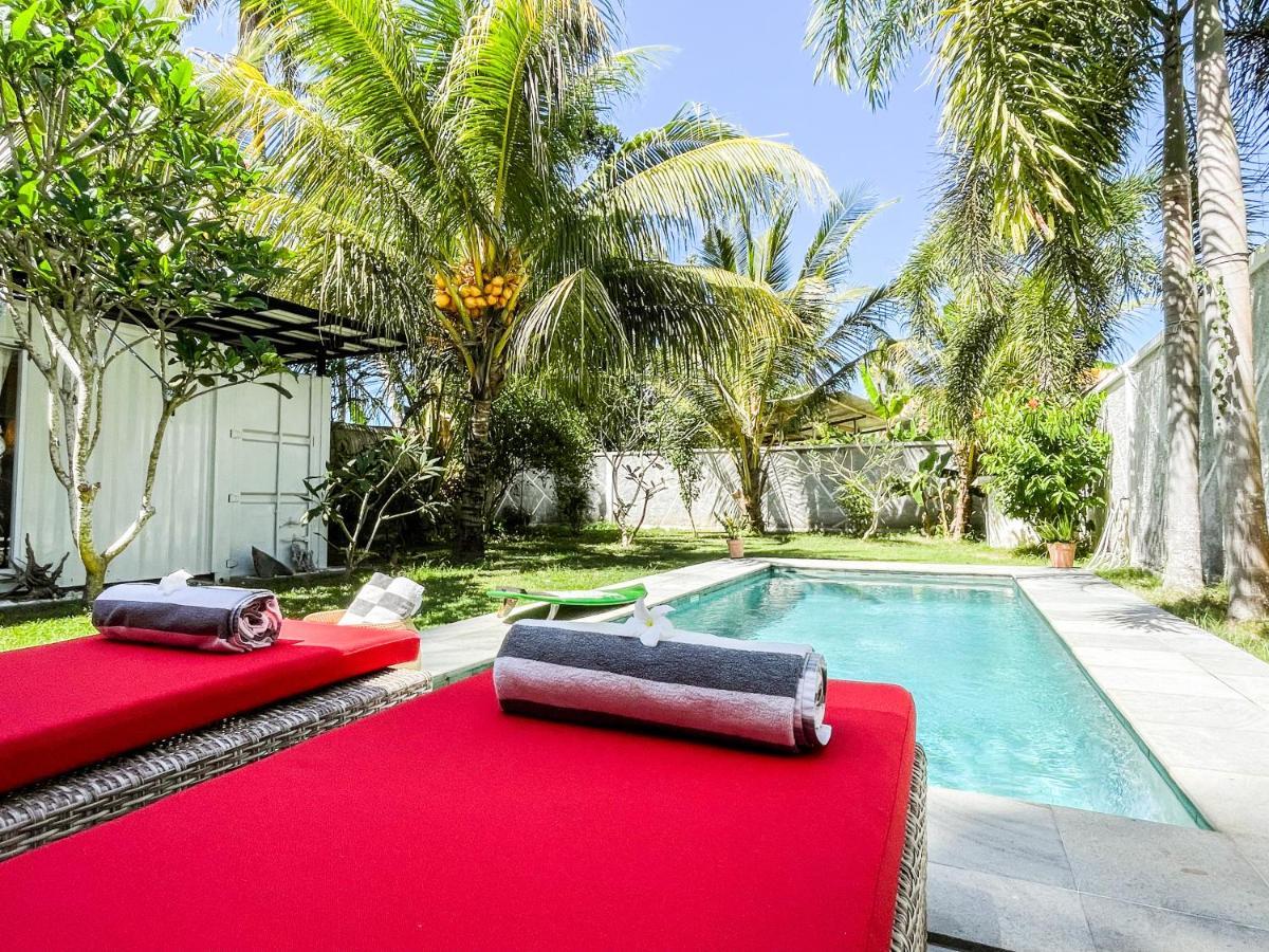 Villa Kotak Surfers Escape Reopening Rates Apply Now Selong Belanak Esterno foto