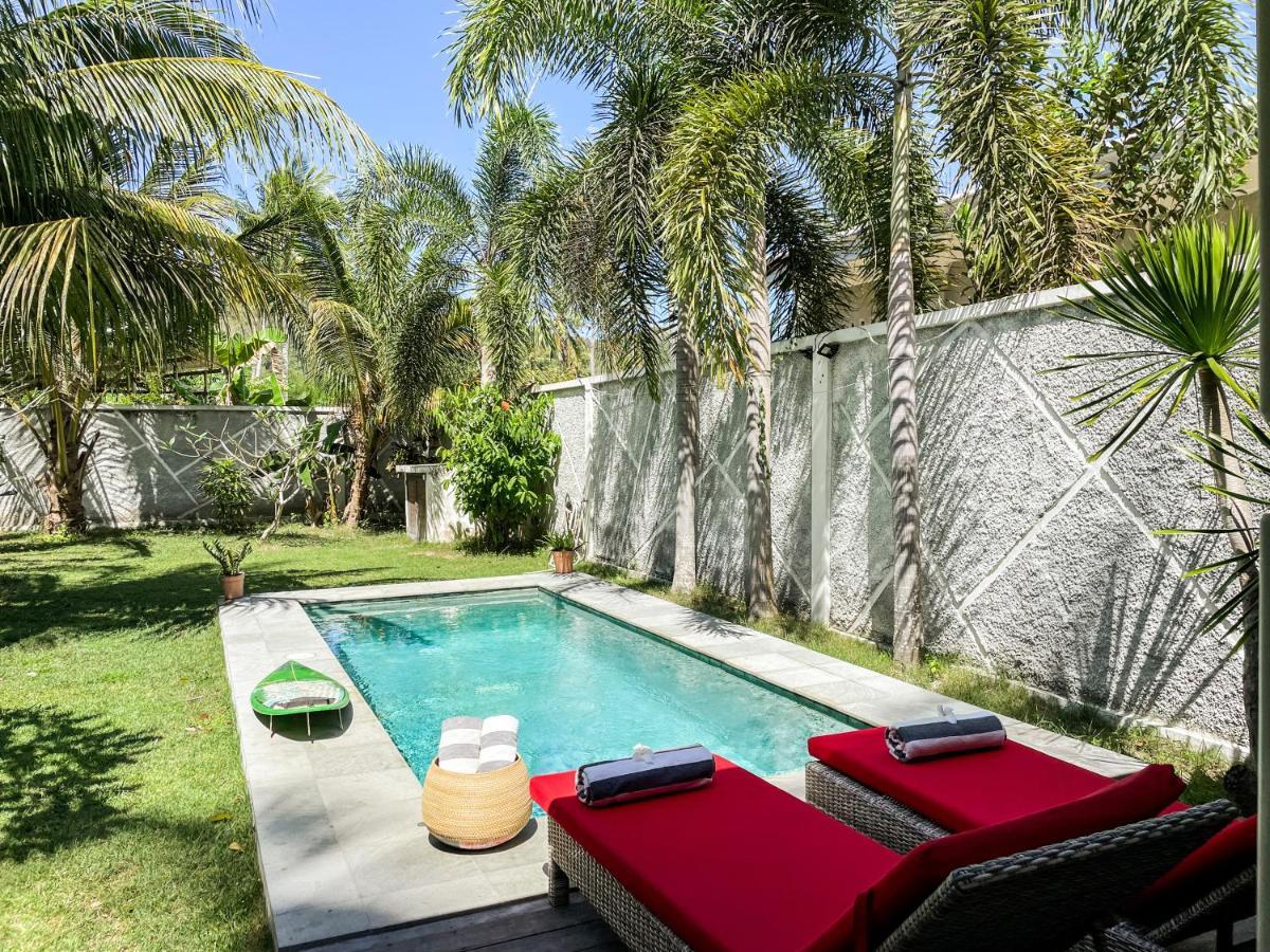 Villa Kotak Surfers Escape Reopening Rates Apply Now Selong Belanak Esterno foto