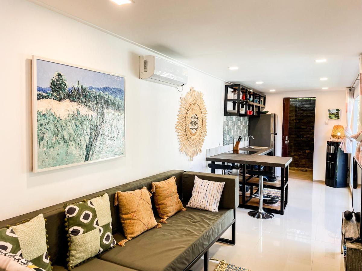 Villa Kotak Surfers Escape Reopening Rates Apply Now Selong Belanak Esterno foto
